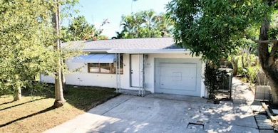 802 Lytle St, West Palm Beach, FL 33405 - photo 4