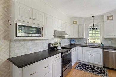 46 Flagg St, Worcester, MA 01602 - photo 5