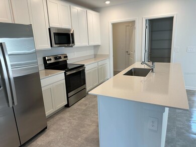 417 Cedar Key St, Davenport, FL 33837 - photo 4