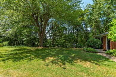 157 Mount Carmel Rd, Asheville, NC 28806 - photo 2