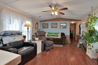 8R Arrow Dr, Salem, NH 03079 - photo 3