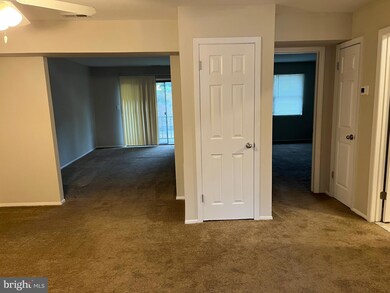 805 Silver Ct, Hamilton Square, NJ 08690 - photo 7