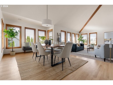 4079 Coltsfoot Ln, Lake Oswego, OR 97035 - photo 4