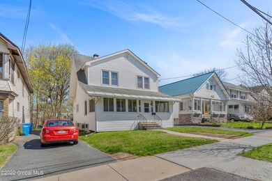 70 Pinewood Ave, Albany, NY 12208 - photo 2