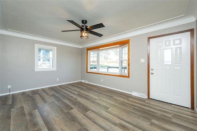 2930 SE 7th St, Des Moines, IA 50315 - photo 2