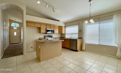 2313 W Oberlin - 4