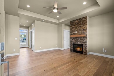 4132 SW 40th St, Redmond, OR 97756 - photo 4