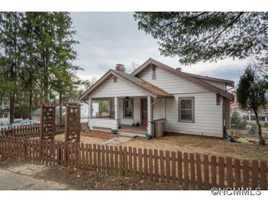 Classic Arts & Crafts Bungalow