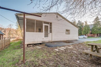 Side entrance to screened-in porch