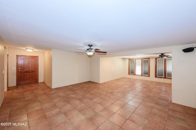 018 - 442 N. Chalet Avenue
