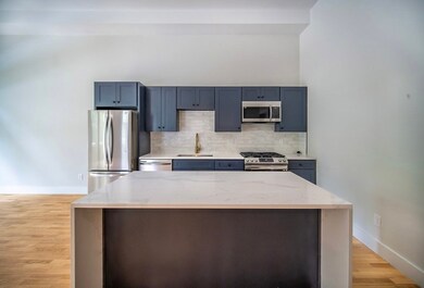 46 Union St unit 11, Weymouth, MA 02190 - photo 3