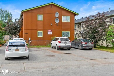 49-Front Exterior_ELI04776