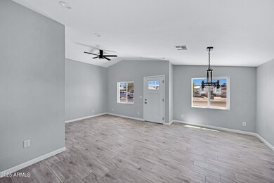 1804 E Pueblo Ave-6