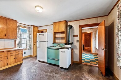 95-97 Cheney St, Newport, NH 03773 - photo 7