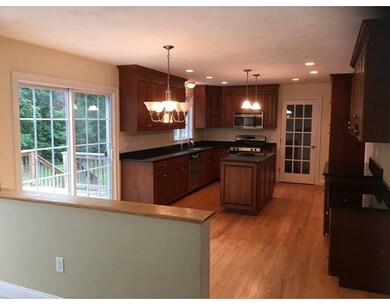 2 Windcrest Ln unit A, Millis, MA 02054 - photo 4