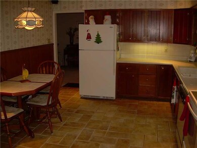 763 S 6th St, Indiana, PA 15701 - photo 3