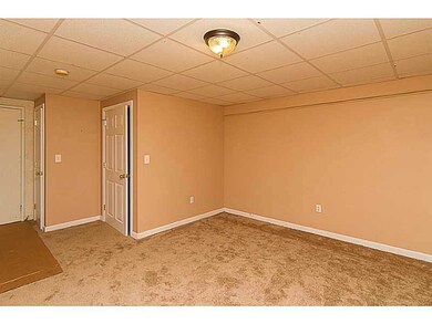 105 Fillmore St, Pawtucket, RI 02860 - photo 2