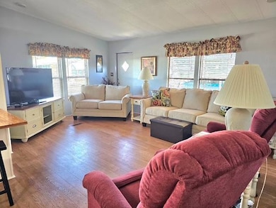 303 Chives St, Sebring, FL 33872 - photo 2