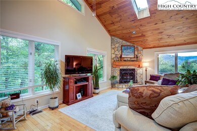 654 the Glens Blvd unit B, Banner Elk, NC 28604 - photo 7