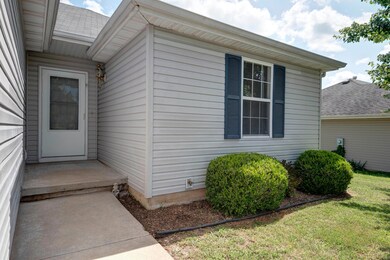 417 W White Ash St, Nixa, MO 65714 - photo 2