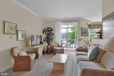 1050 Crest Way unit 201, York, PA 17403 - photo 6