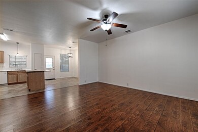 802 Chickesaw Ln, Wylie, TX 75098 - photo 3