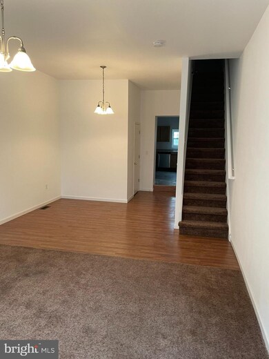 347 Union Aly, Pottstown, PA 19464 - photo 2