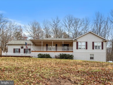 166 Tall Pines Ln, Berkeley Springs, WV 25411 - photo 2