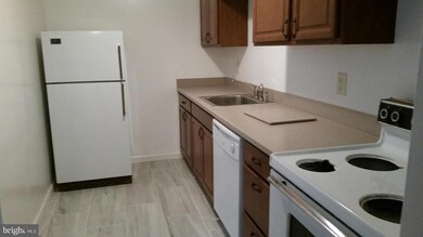 24550 Mt Pleasant Rd unit 5, Hollywood, MD 20636 - photo 3