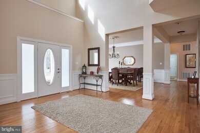 309 Reserve Gate Terrace, Silver Spring, MD 20905 - photo 2