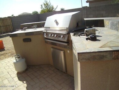 SURREY OUTDOOR KITCHEN
