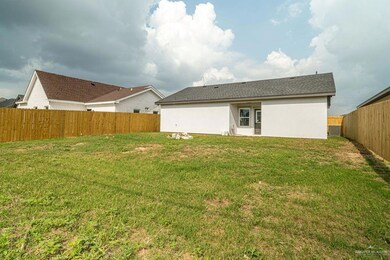 1212 E Acacia Dr E, San Juan, TX 78589 - photo 3