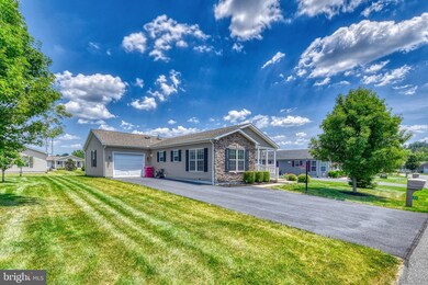 23 Cormorant Dr, Bechtelsville, PA 19505 - photo 2