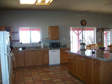 600 W Old Dog Ln, Paulden, AZ 86334 - photo 4
