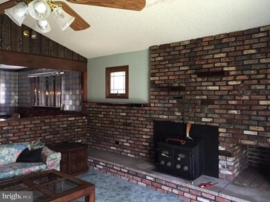 11 Hamilton Ave, Berlin, NJ 08009 - photo 4