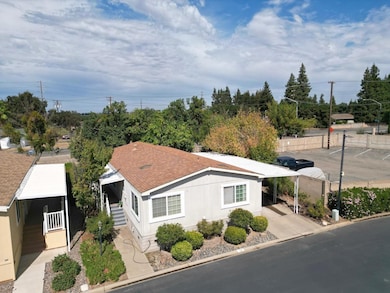 1500 Held Dr unit 17, Modesto, CA 95355 - photo 2