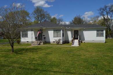 120 Pickle St, Shelbyville, TN 37160 - photo 2