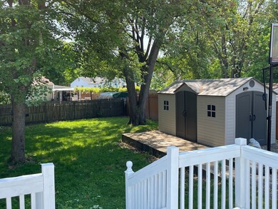 17 Leland Dr, Springfield, MA 01109 - photo 6