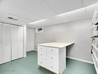 291 E Vallette St, Elmhurst, IL 60126 - photo 2