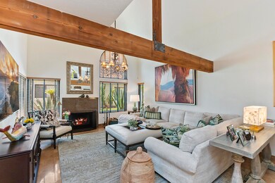 007_Living Room