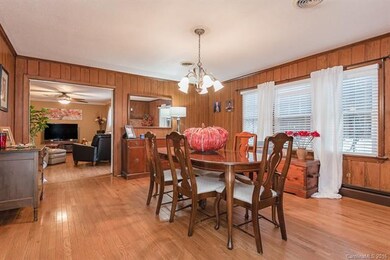 614 Berkshire Dr, Statesville, NC 28677 - photo 4