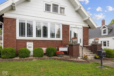 215 W Main St, Bloomfield, IN 47424 - photo 4