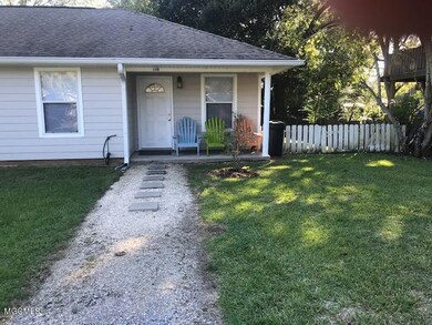 410 Washington St unit B, Bay Saint Louis, MS 39520 - photo 3