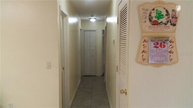 8202 W Crenshaw St, Tampa, FL 33615 - photo 6