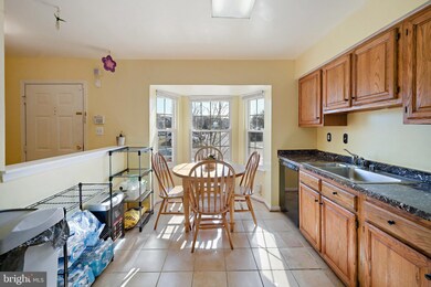 2746 Sweet Clover Ct, Silver Spring, MD 20904 - photo 4