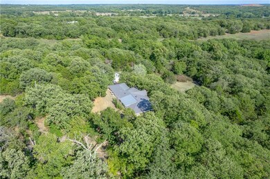 23271 Coker Rd, Tecumseh, OK 74873 - photo 4