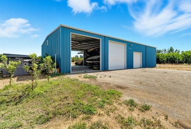 880 Root Rd, Modesto, CA 95357 - photo 4