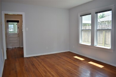 1032 W Cottage St, Houston, TX 77009 - photo 5