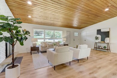 Alternate view of the living room.