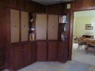 724 N 29th St, Allentown, PA 18104 - photo 7